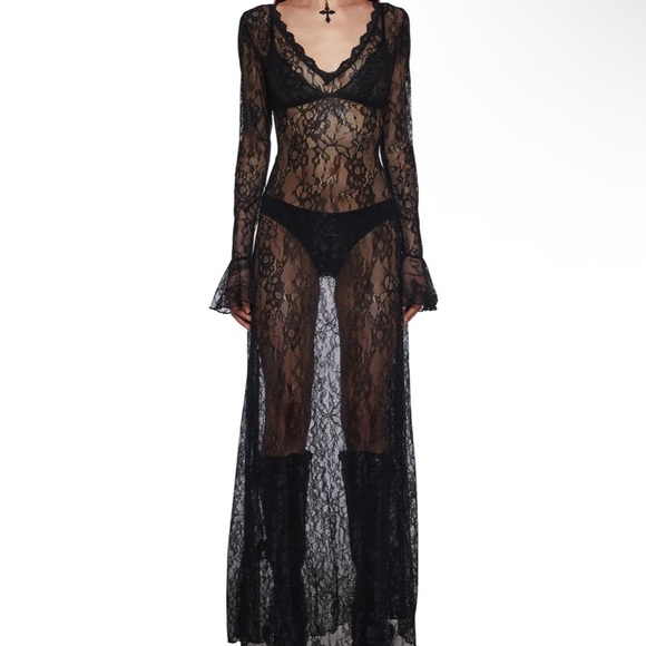 Dolls Kill Widow Sumptuous shadows lace maxi dress - Picture 5 of 5